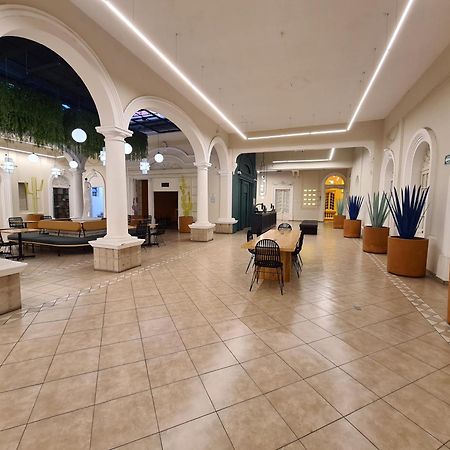 Hotel Real De Castilla Nuovo Гуадалахара Екстериор снимка