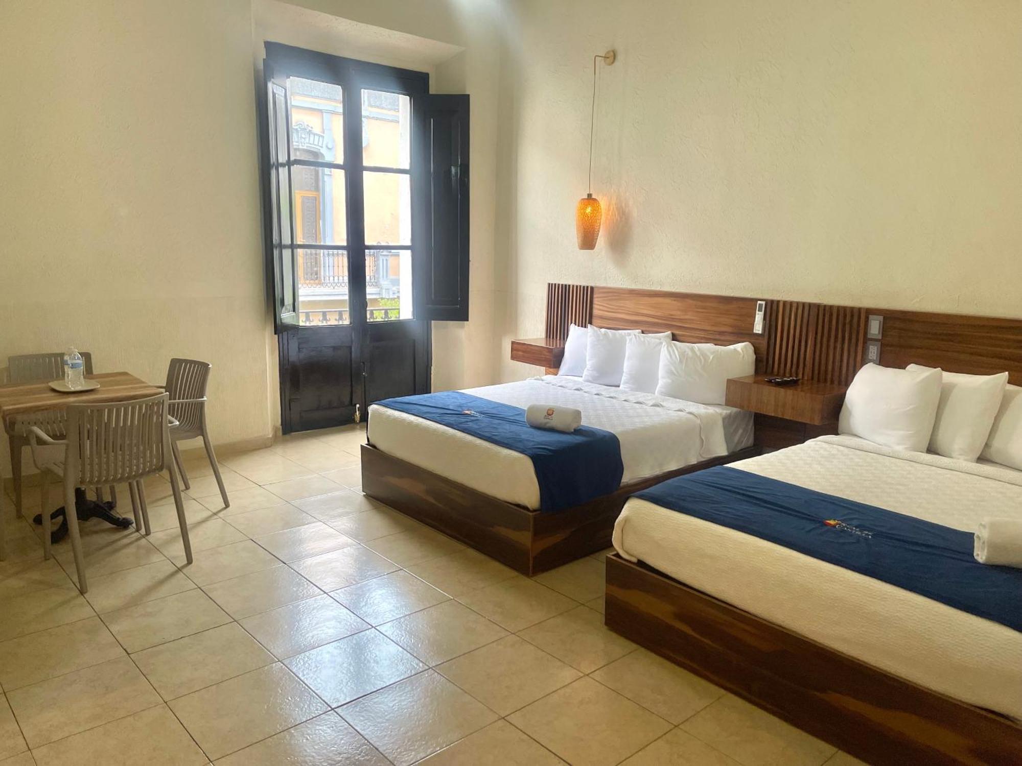 Hotel Real De Castilla Nuovo Гуадалахара Екстериор снимка